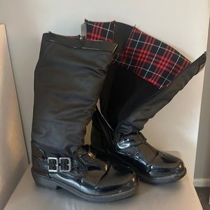 Worn 1 time-Cloth lined black rainboots by Totes-super cute & comfortable